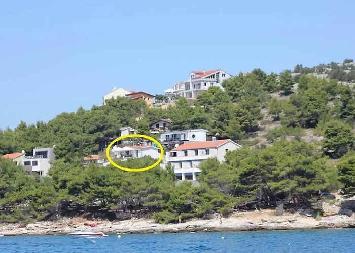 Apartments Ema